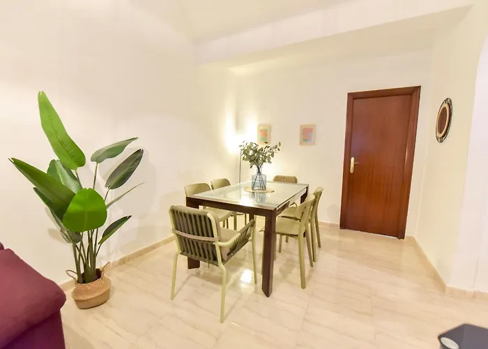 Large Functional Apartment!