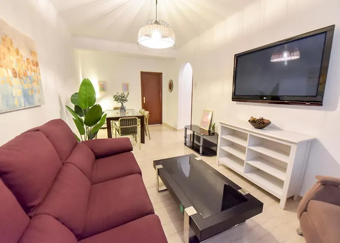 Large Functional Apartment!